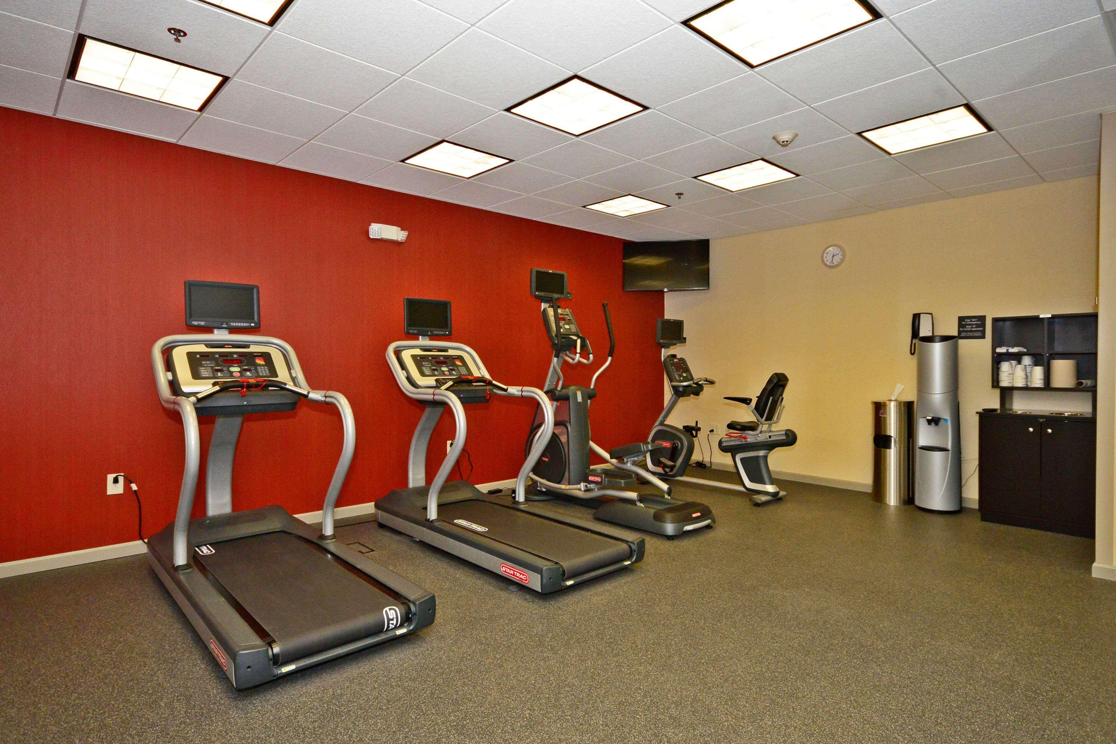 Hampton Inn Pulaski, Tn מראה חיצוני תמונה